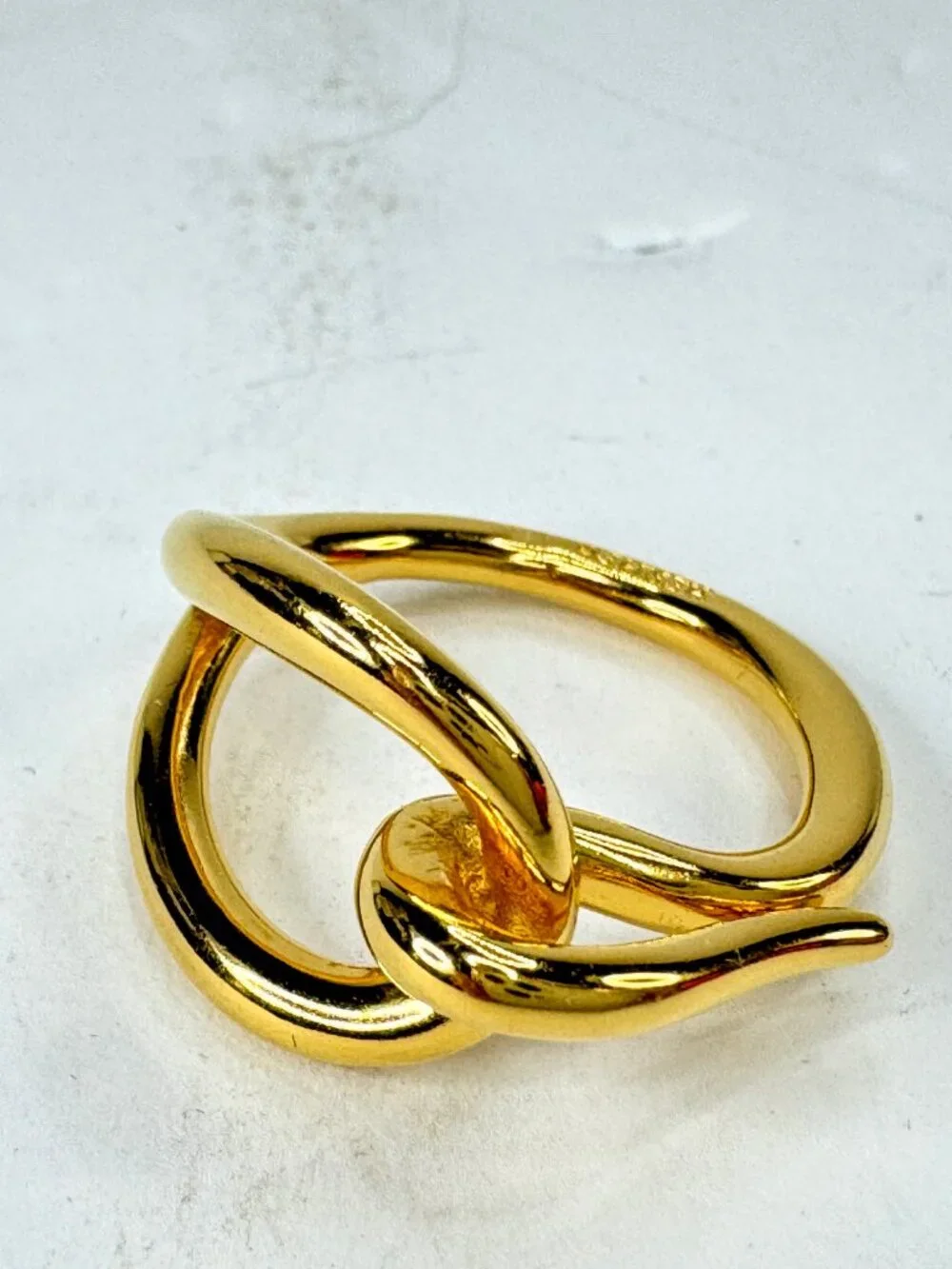 Vintage Hermès Anneau De Foulard Golden Metal Scarf Ring with Pouch GS856